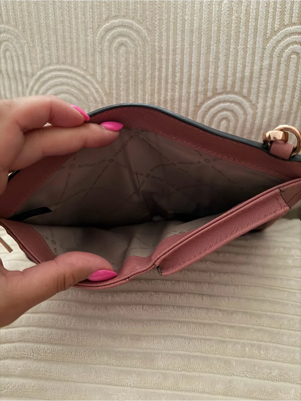 Michael Kors Dusty Rose Saffiano Leather Wristlet Wallet • Rose Gold Hardware
